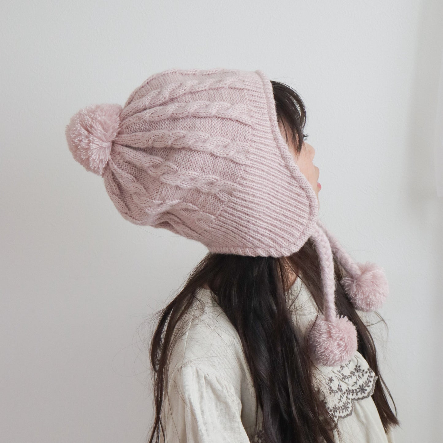 SNK020 キッズ ポンポンニット帽 耳あて 保温 防寒