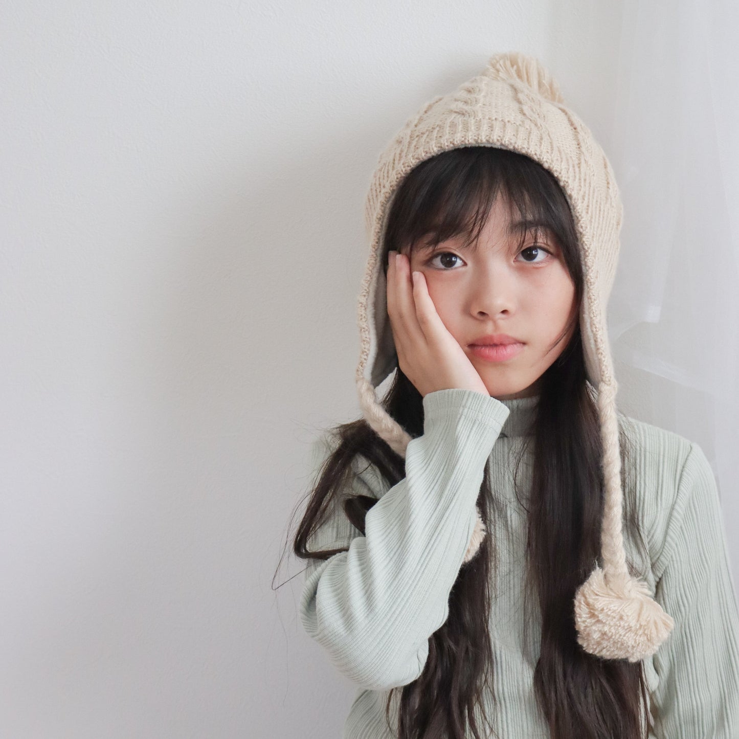 SNK020 キッズ ポンポンニット帽 耳あて 保温 防寒